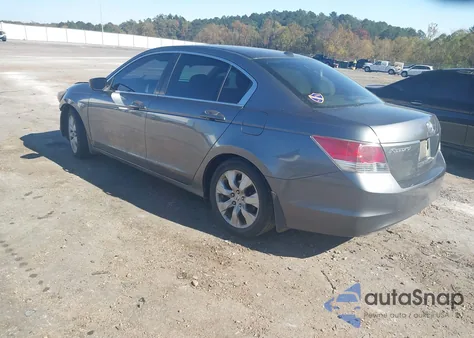 2010 Honda Accord 2.4 Ex-L z USA, uszkodzony, nr VIN 1HGCP2F86AA109710